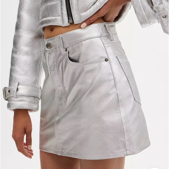 Coach Metallic Silver Leather Mini Skirt - Picture 1 of 9